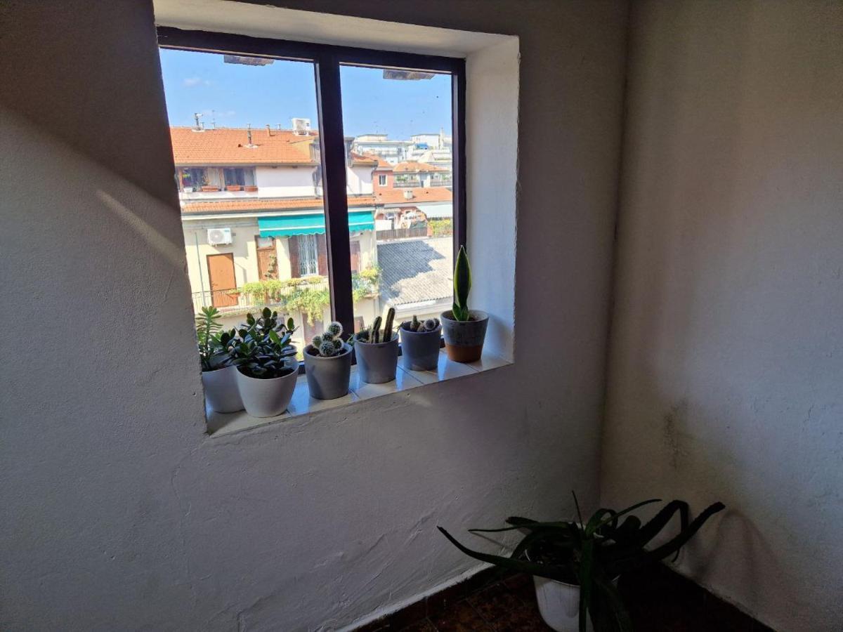 Into The World Apartment Milan Exterior photo