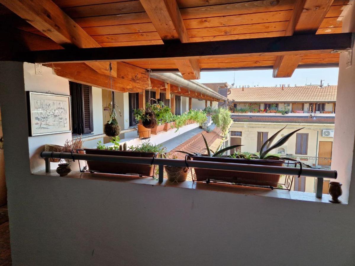 Into The World Apartment Milan Exterior photo